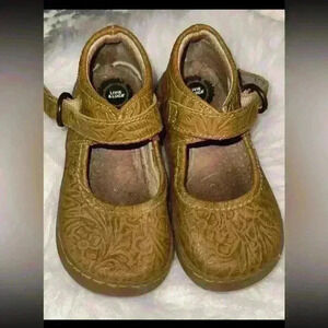 LIVIE & LUCA LEATHER FLORAL‎ MARY JANE SHOES 9